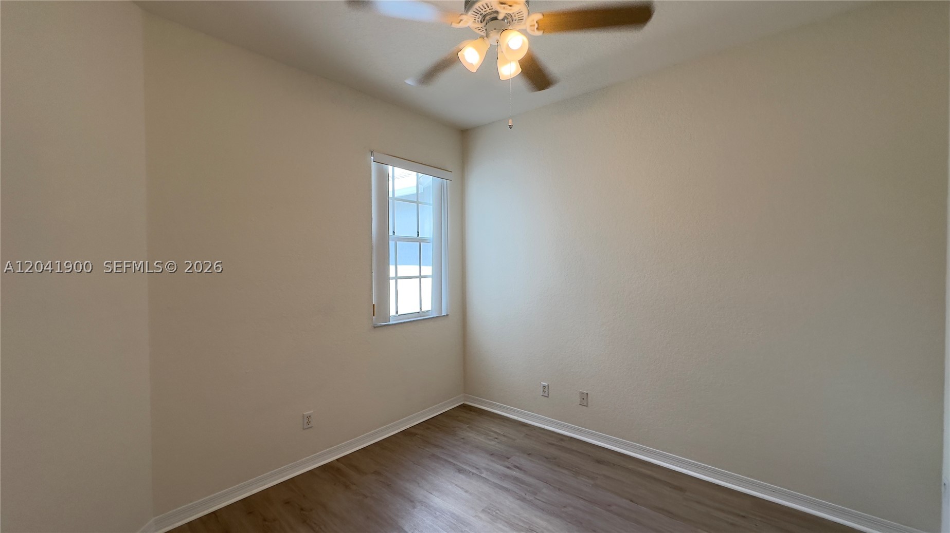 3042 Grandiflora Dr, Green Acres FL 33467