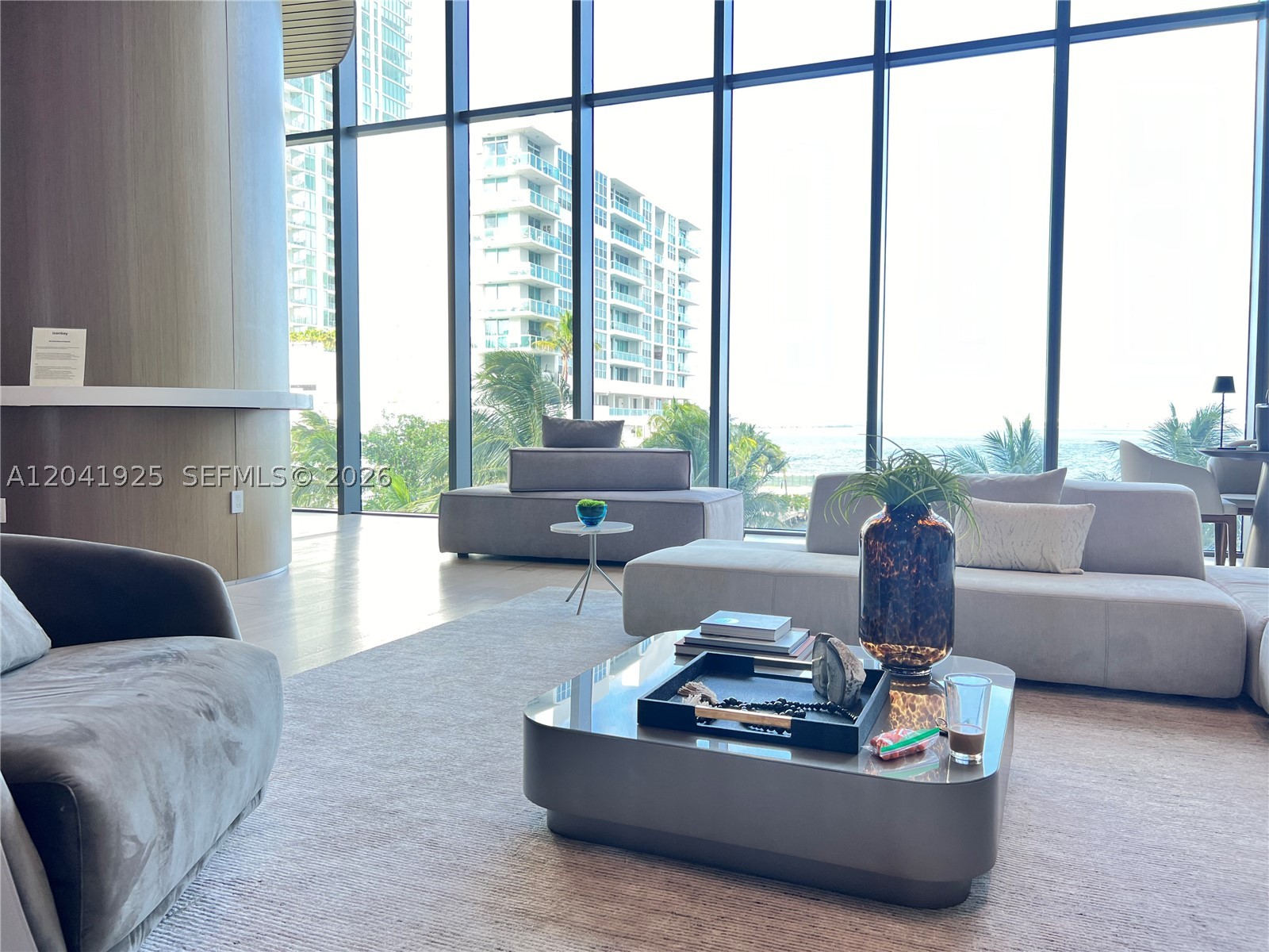 460 NE 28th St #1402, Miami FL 33137