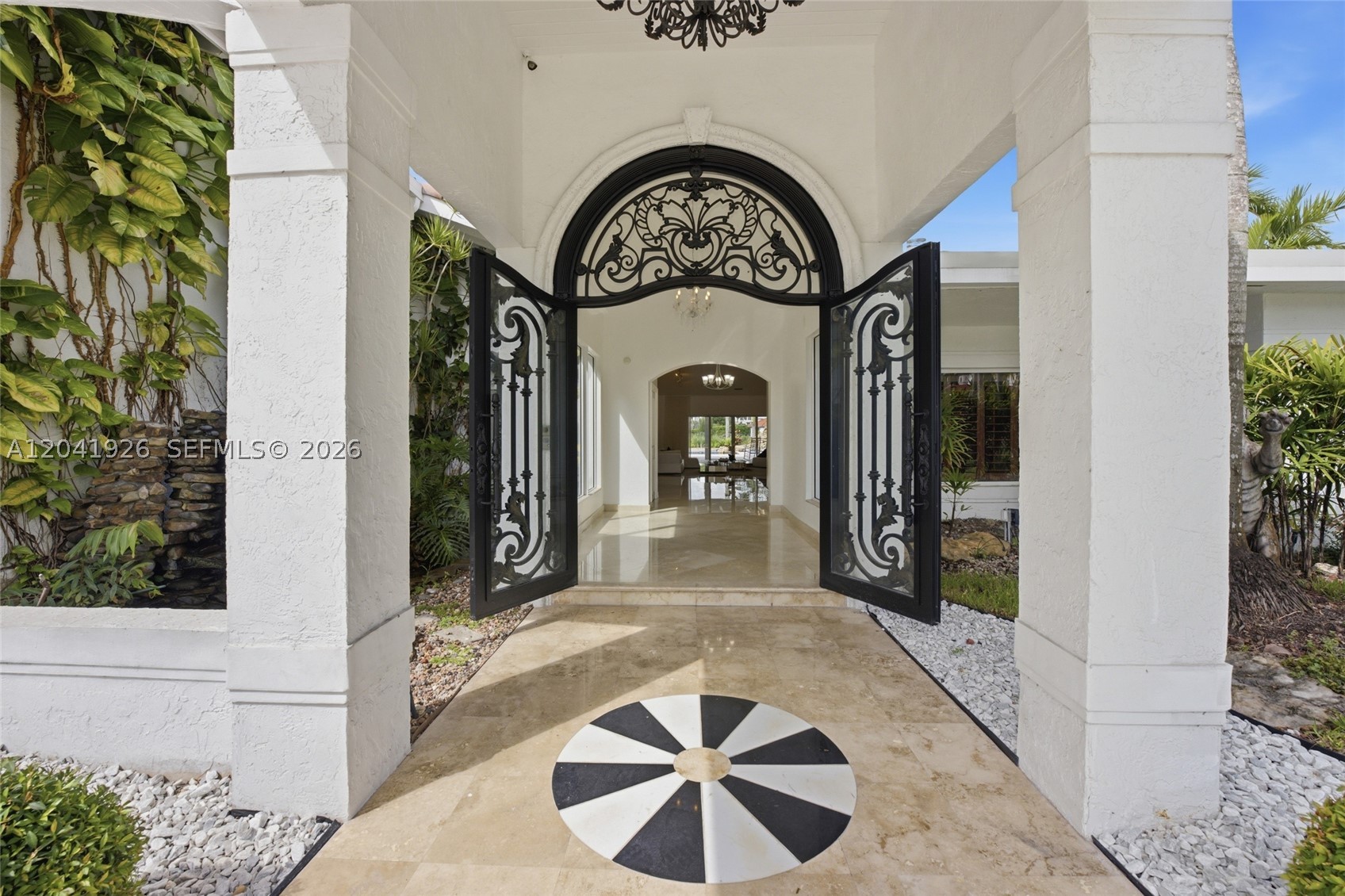 16170 Saddle Ln, Weston FL 33326