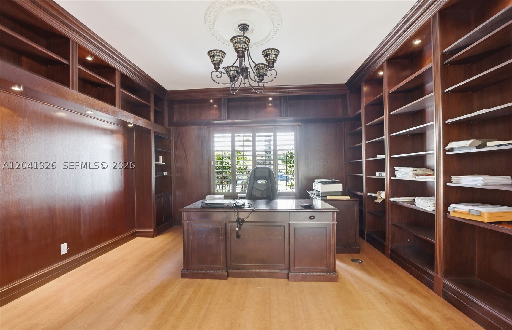 16170 Saddle Ln, Weston FL 33326