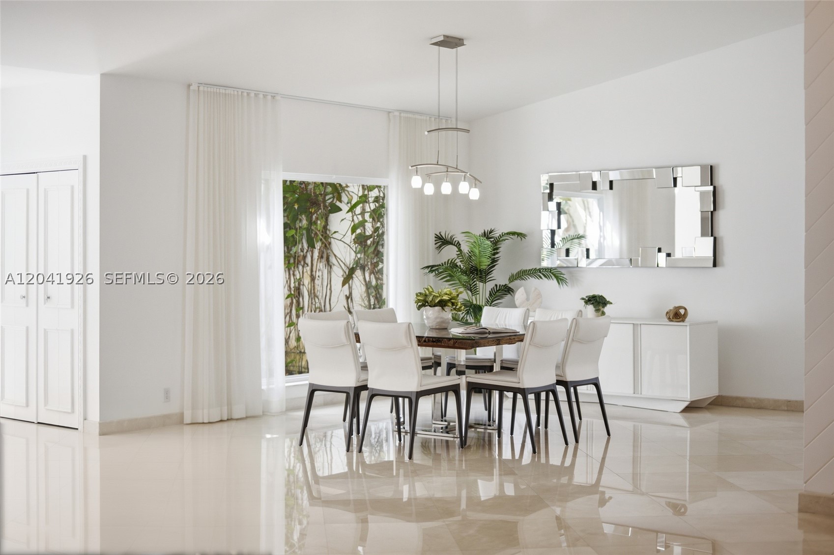 16170 Saddle Ln, Weston FL 33326