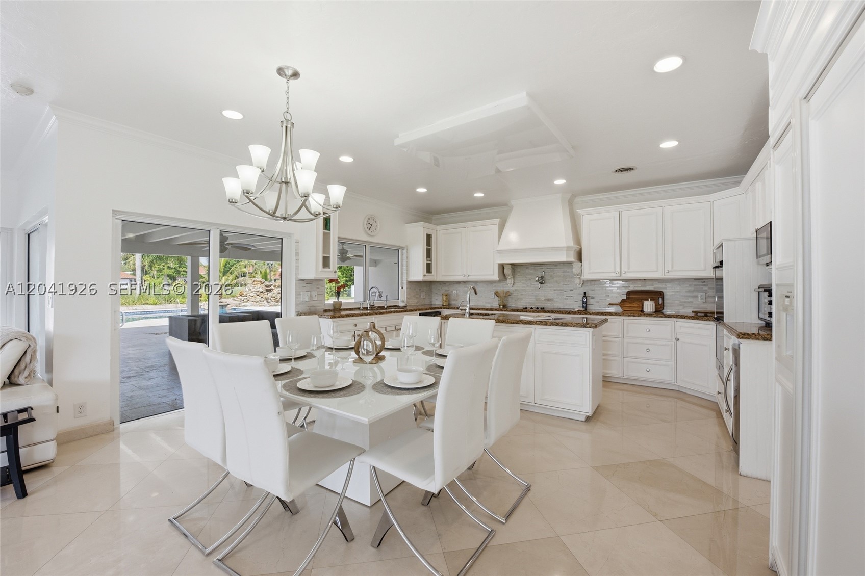 16170 Saddle Ln, Weston FL 33326