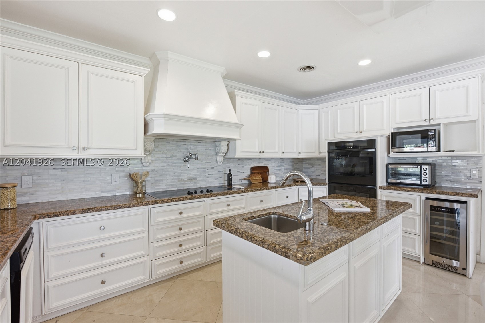 16170 Saddle Ln, Weston FL 33326