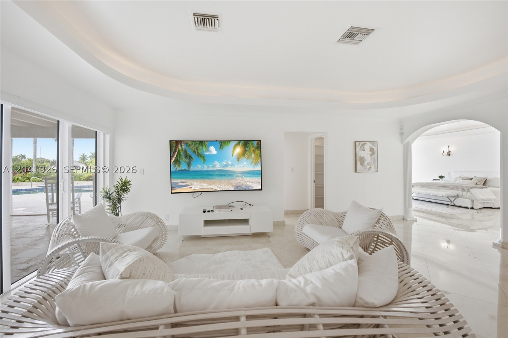 16170 Saddle Ln, Weston FL 33326