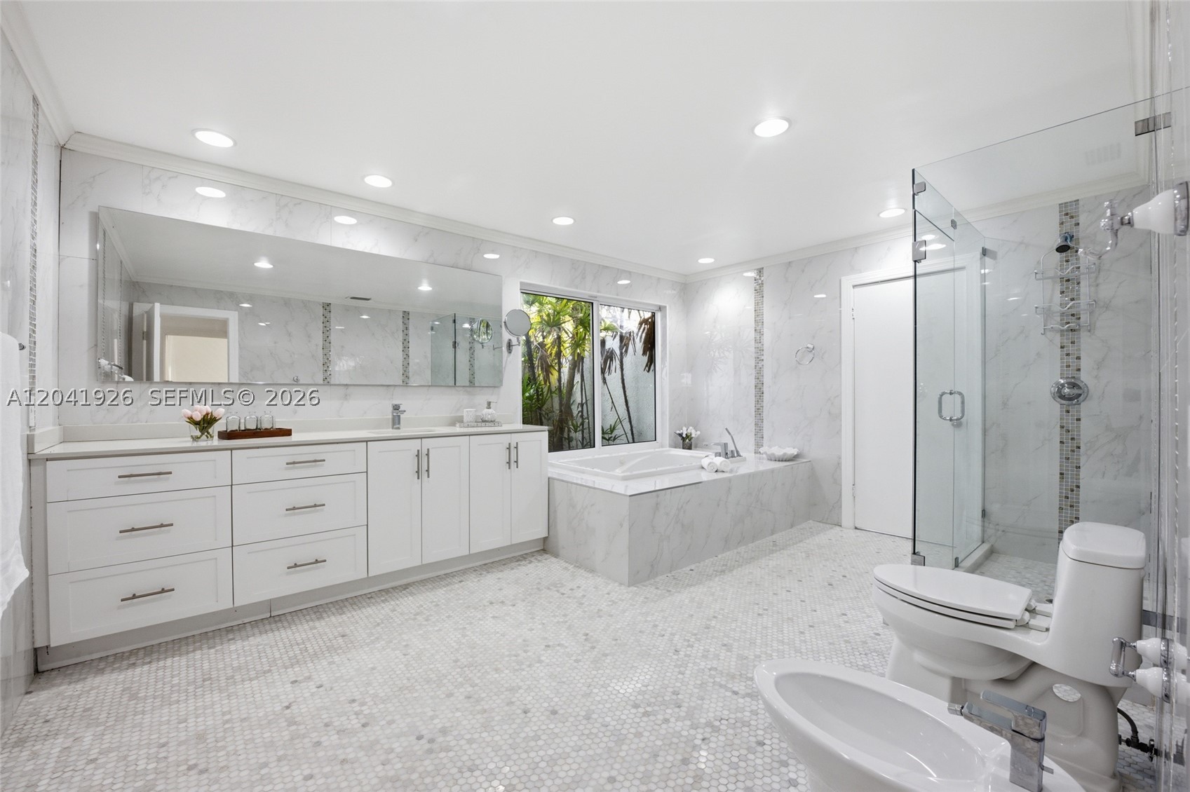 16170 Saddle Ln, Weston FL 33326