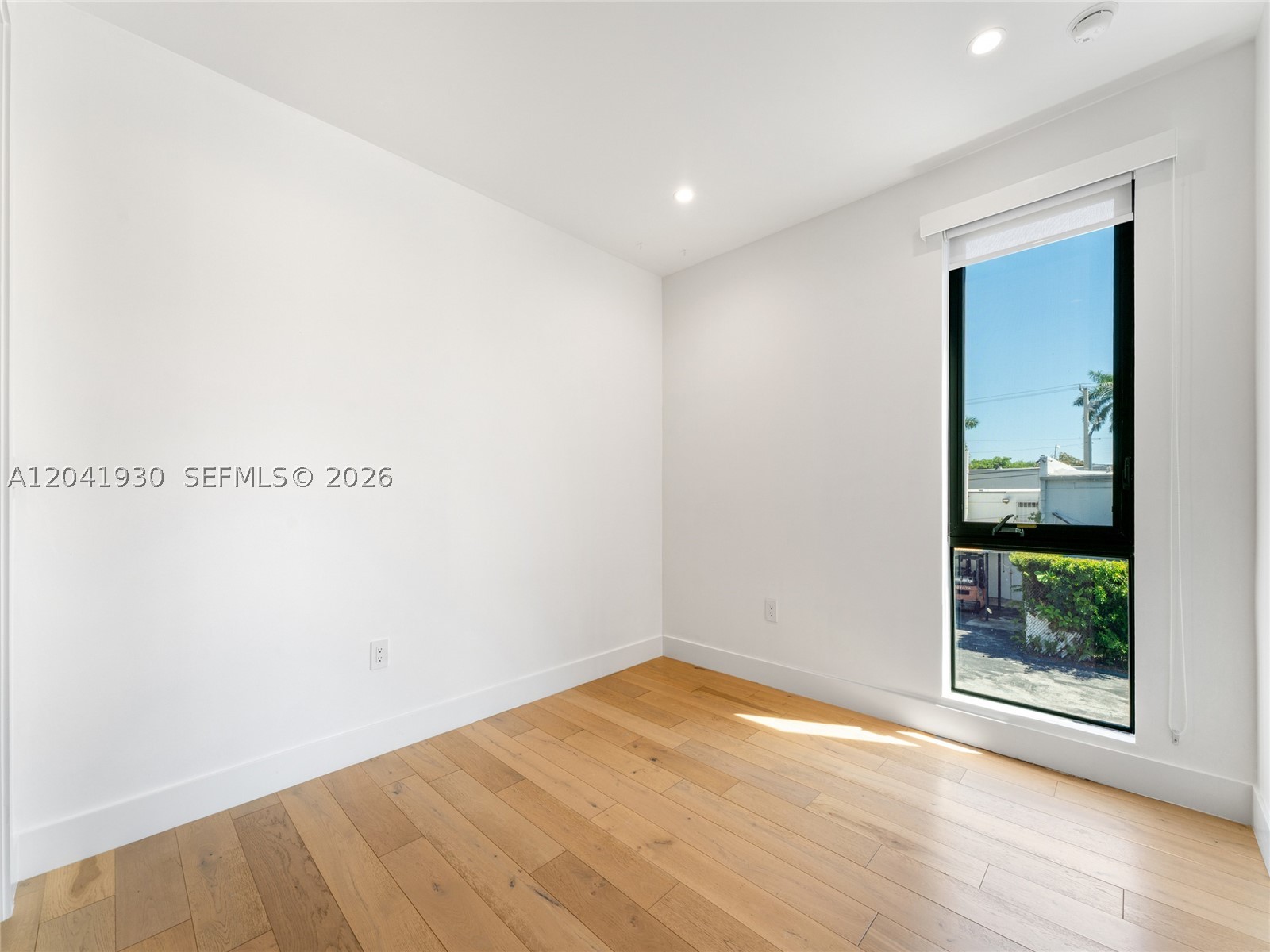 227 NW 39th St, Miami FL 33127