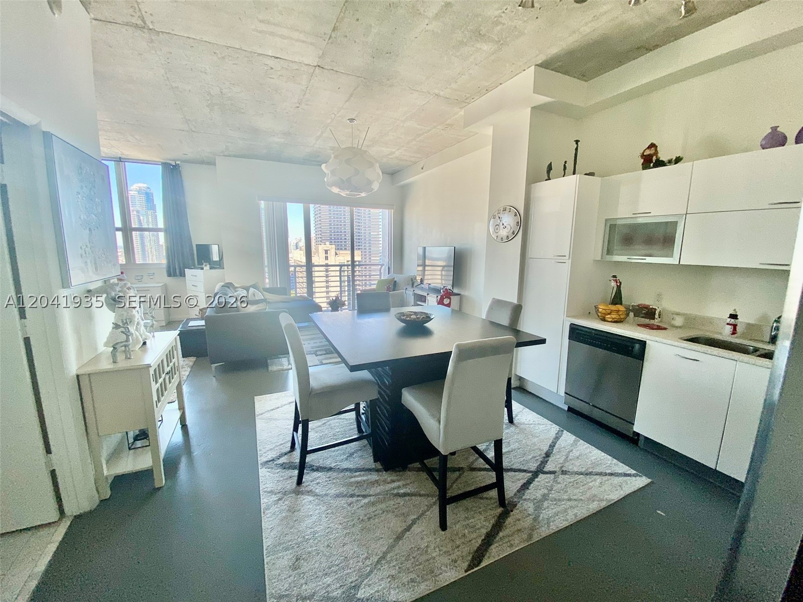 133 NE 2nd Ave #3409, Miami FL 33132