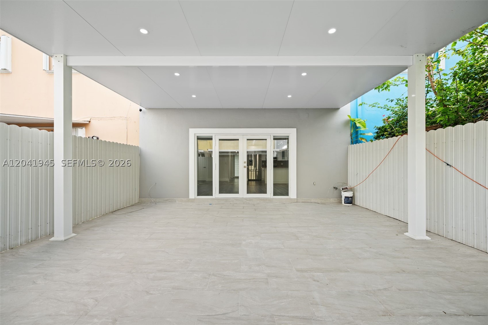 6832 W 2nd Ct, Hialeah FL 33014