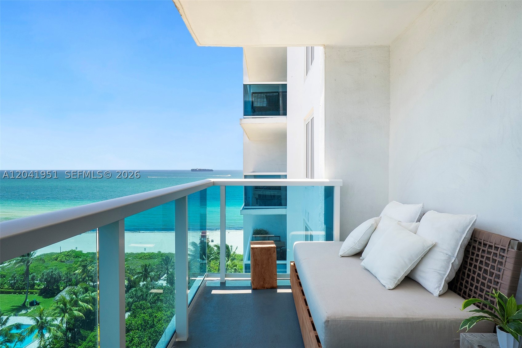 102 24th St #1213, Miami Beach FL 33139