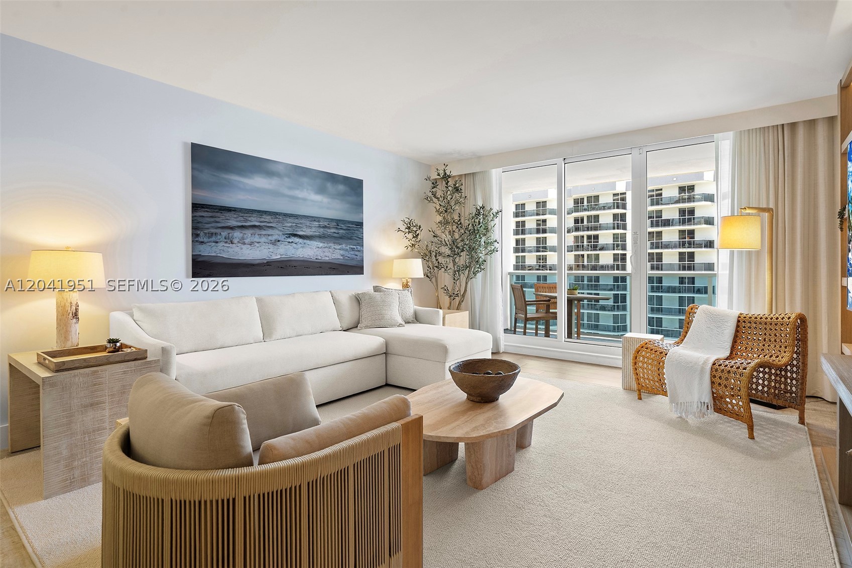 102 24th St #1213, Miami Beach FL 33139