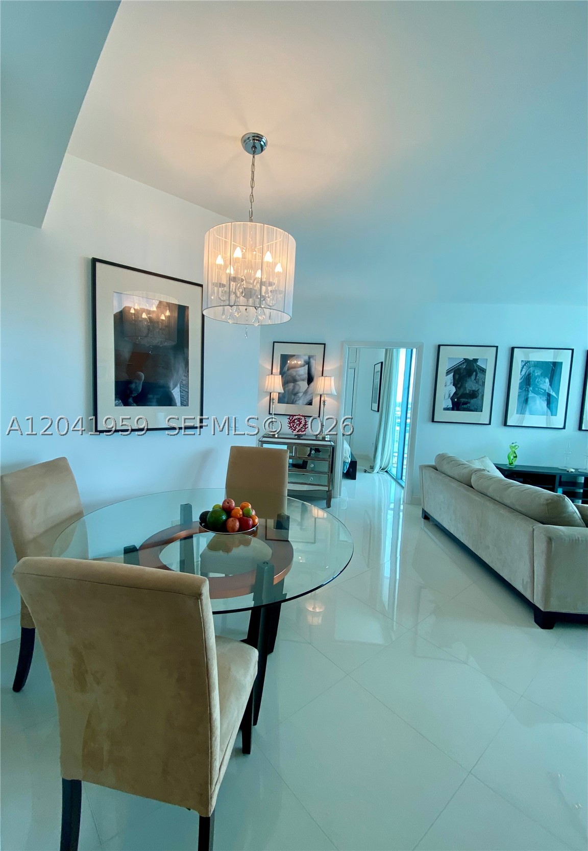 350 S Miami Ave #3813, Miami FL 33130