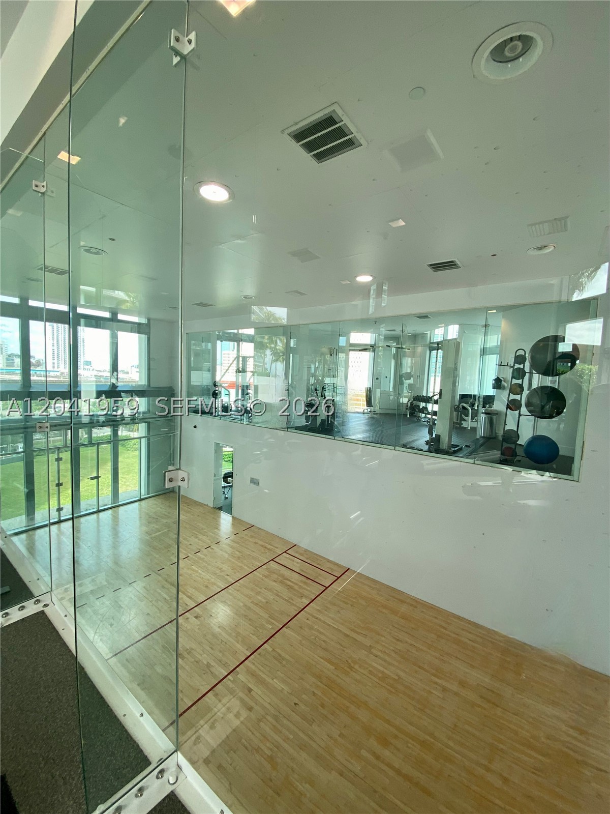 350 S Miami Ave #3813, Miami FL 33130