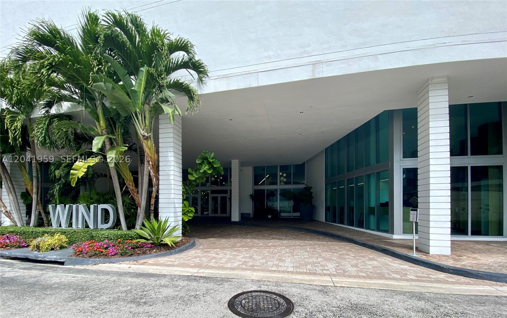 350 S Miami Ave #3813, Miami FL 33130