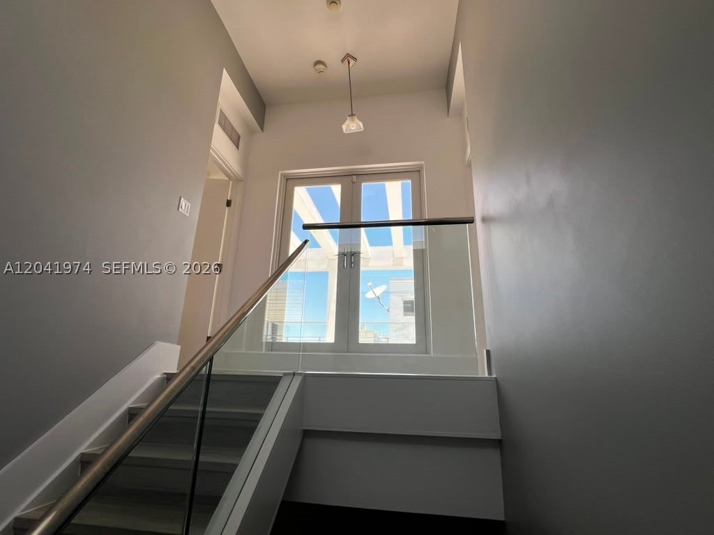 18975 Atlantic Blvd #18975, Sunny Isles Beach FL 33160