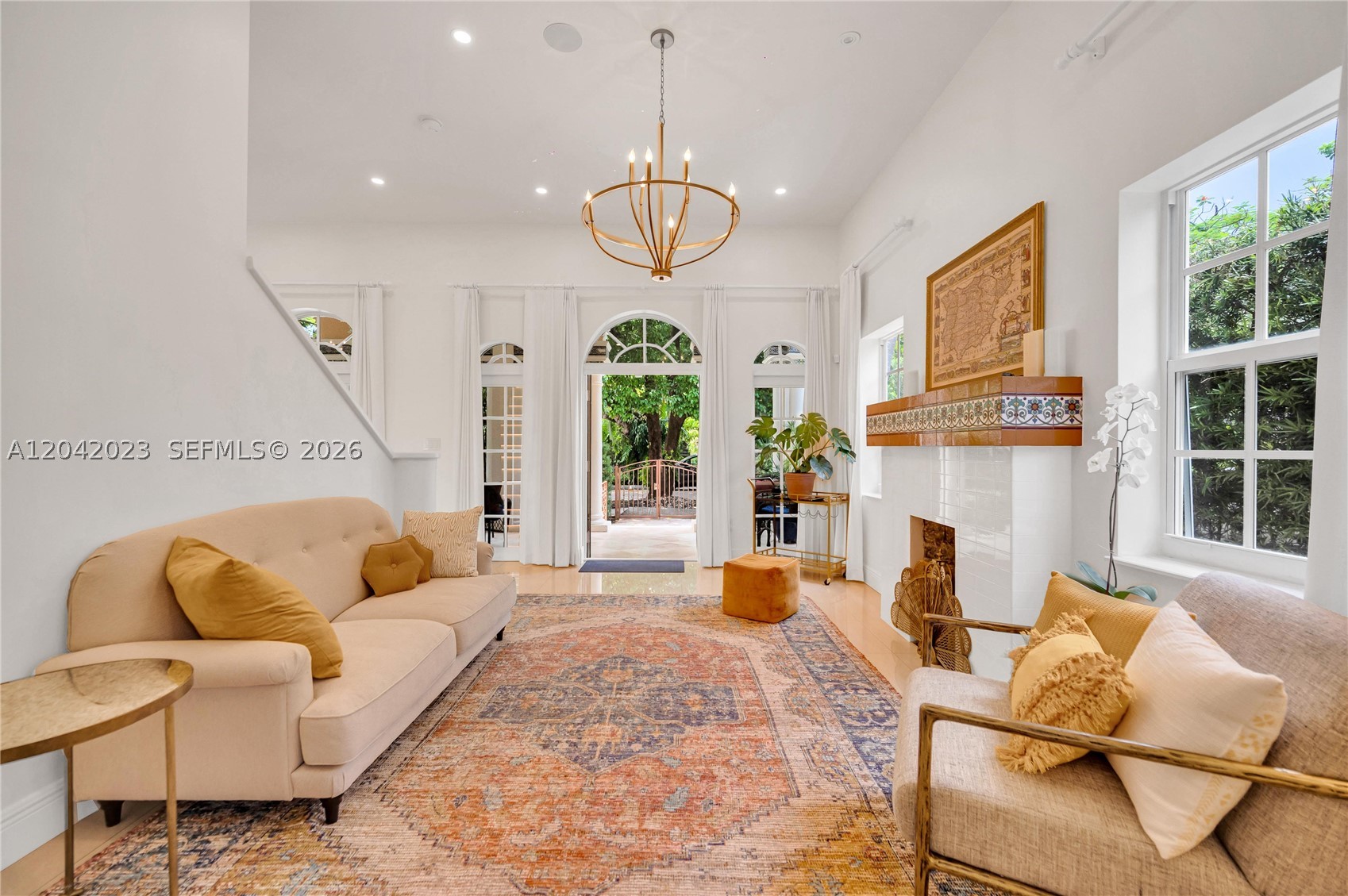 30 NE 44th St, Miami FL 33137