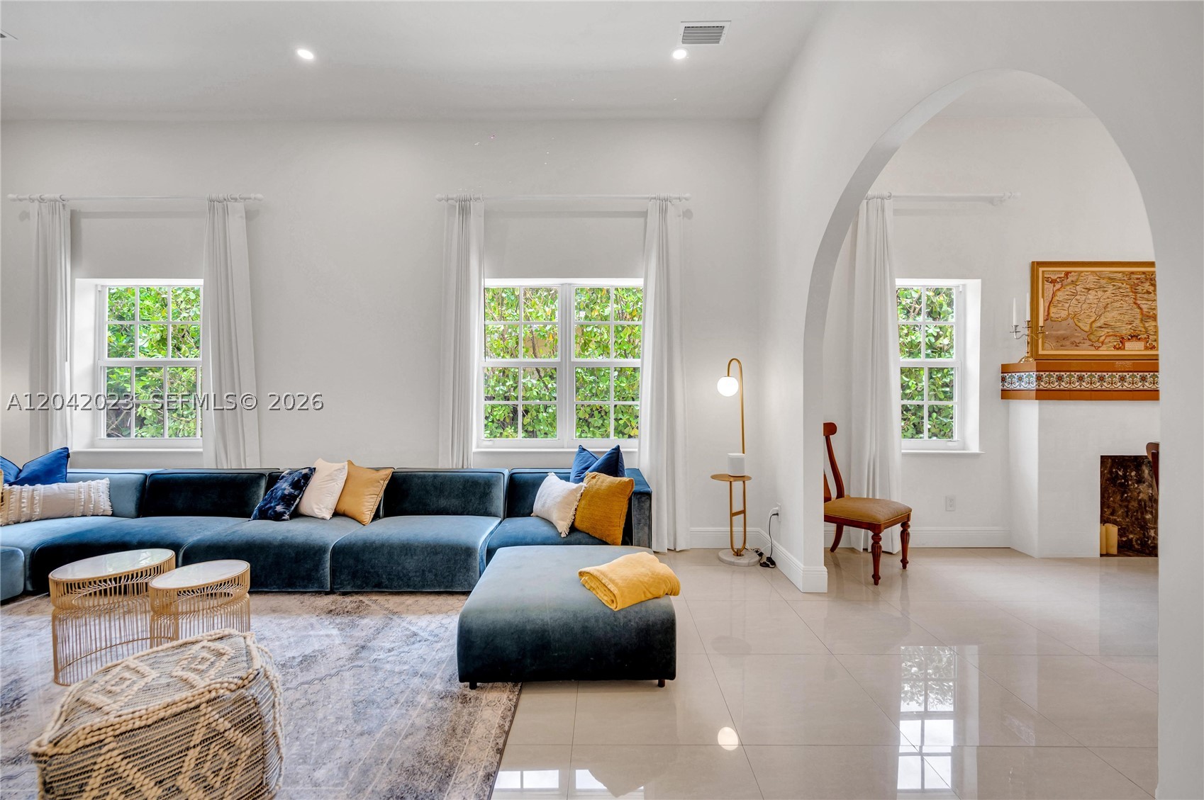 30 NE 44th St, Miami FL 33137