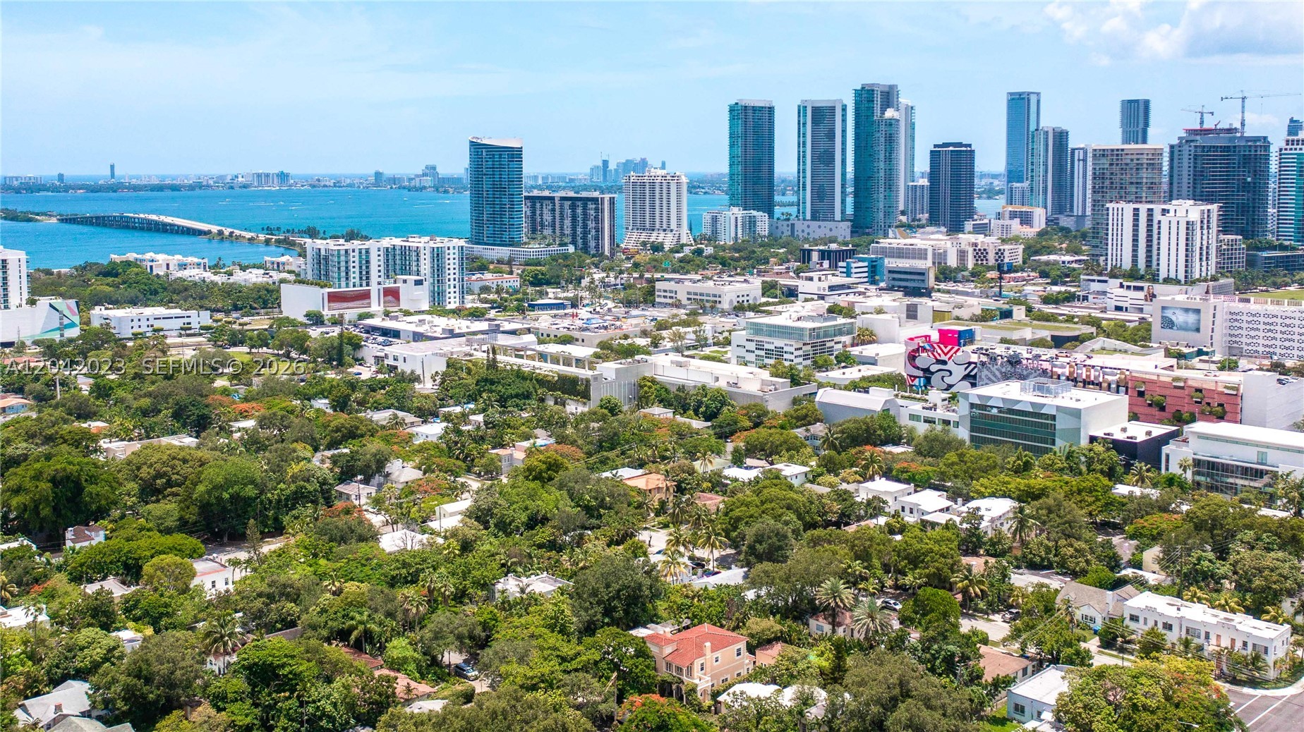 30 NE 44th St, Miami FL 33137