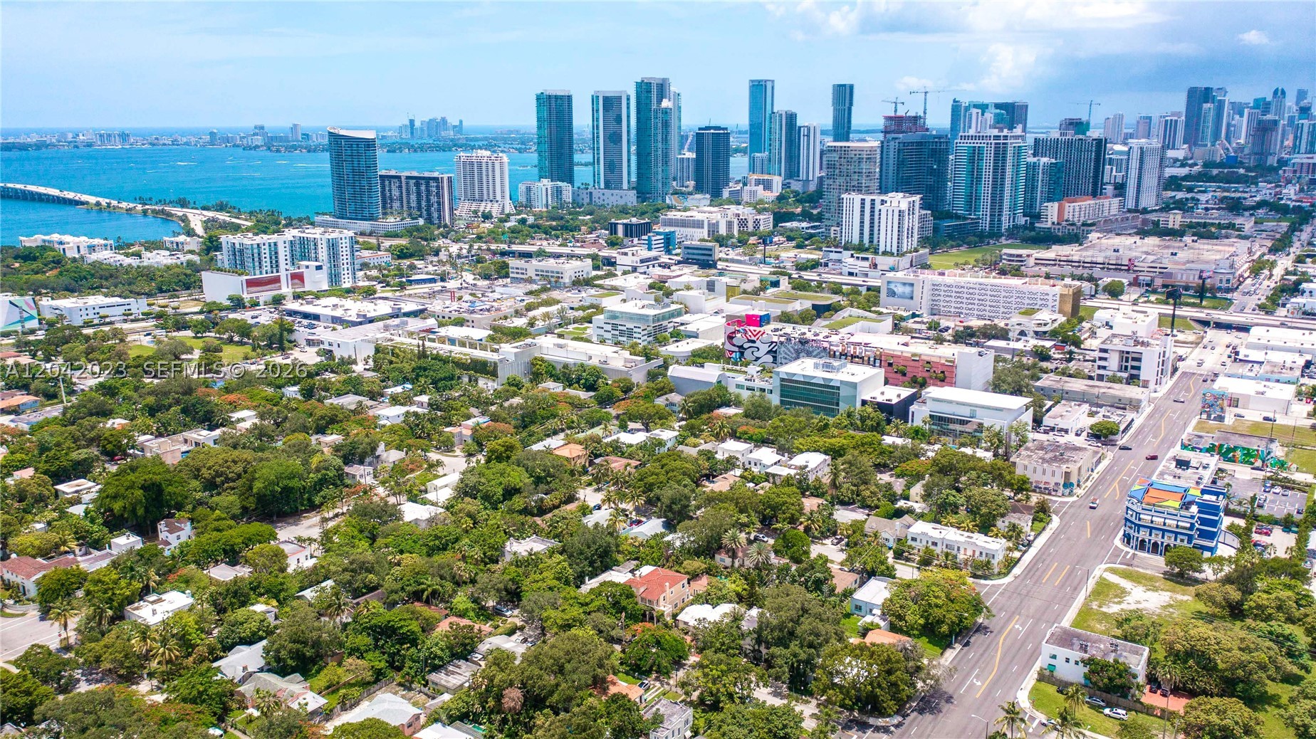 30 NE 44th St, Miami FL 33137