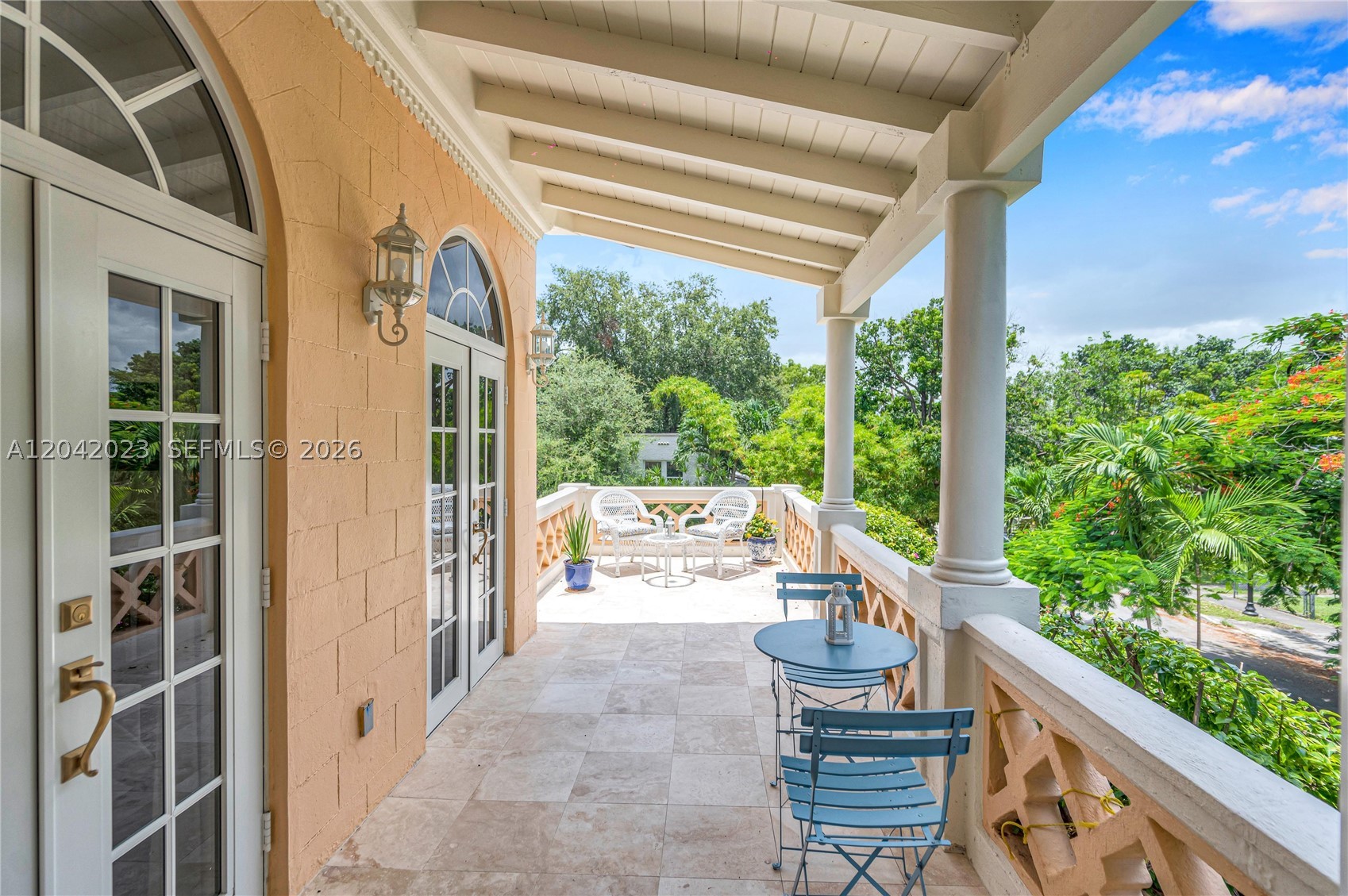 30 NE 44th St, Miami FL 33137