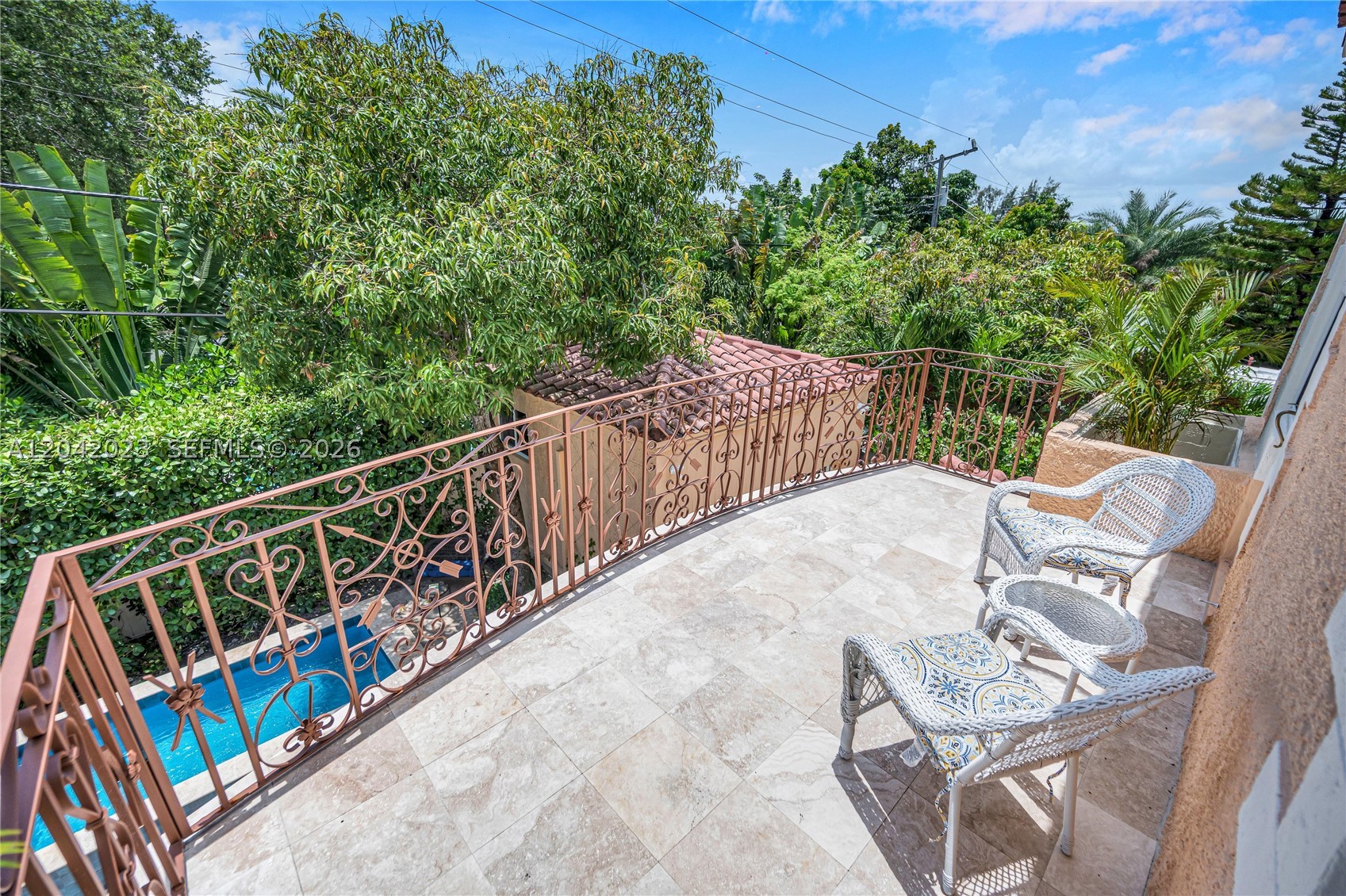 30 NE 44th St, Miami FL 33137