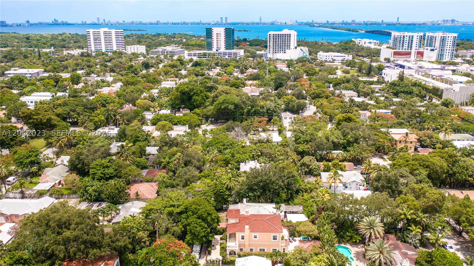 30 NE 44th St, Miami FL 33137
