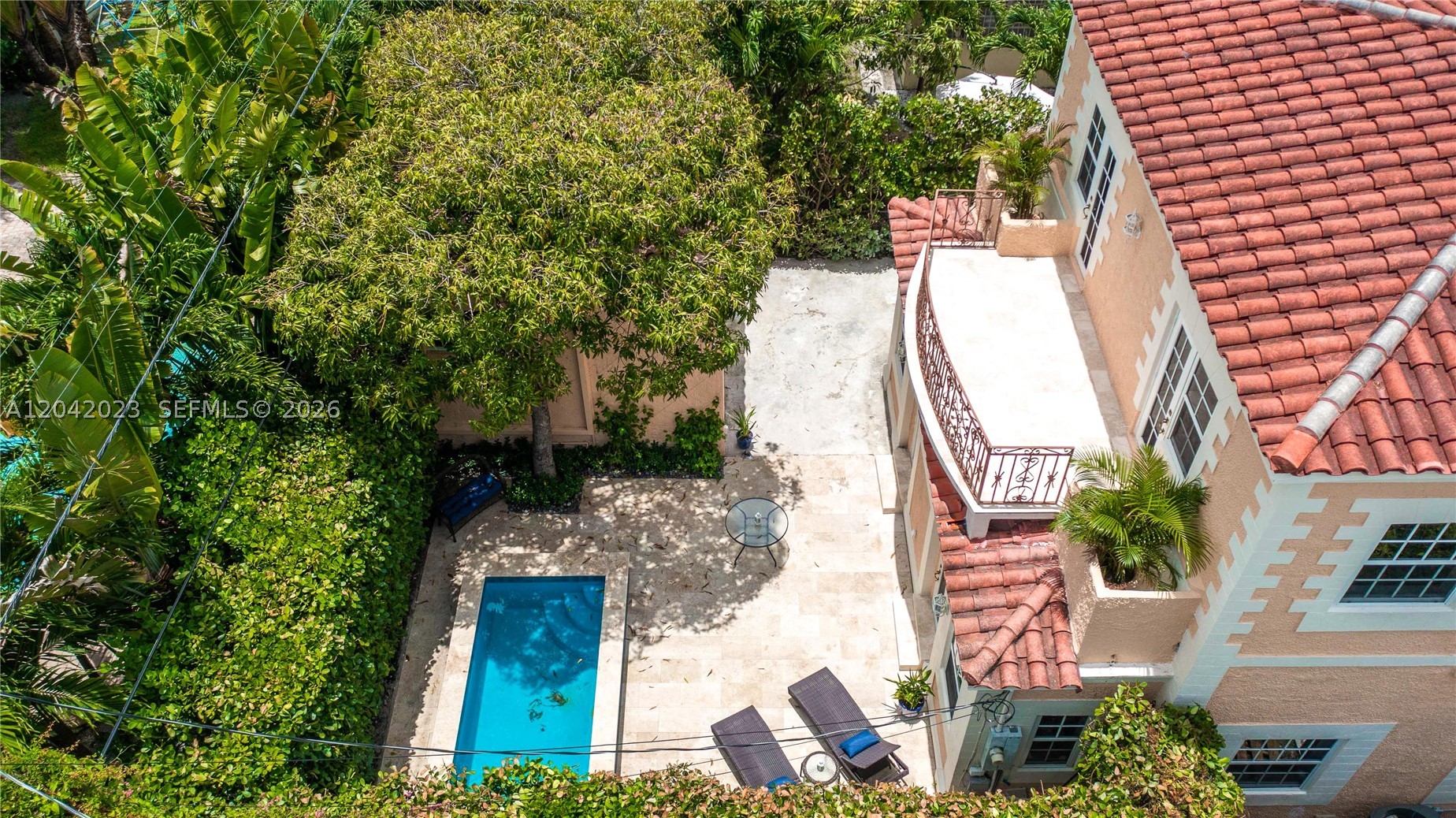 30 NE 44th St, Miami FL 33137