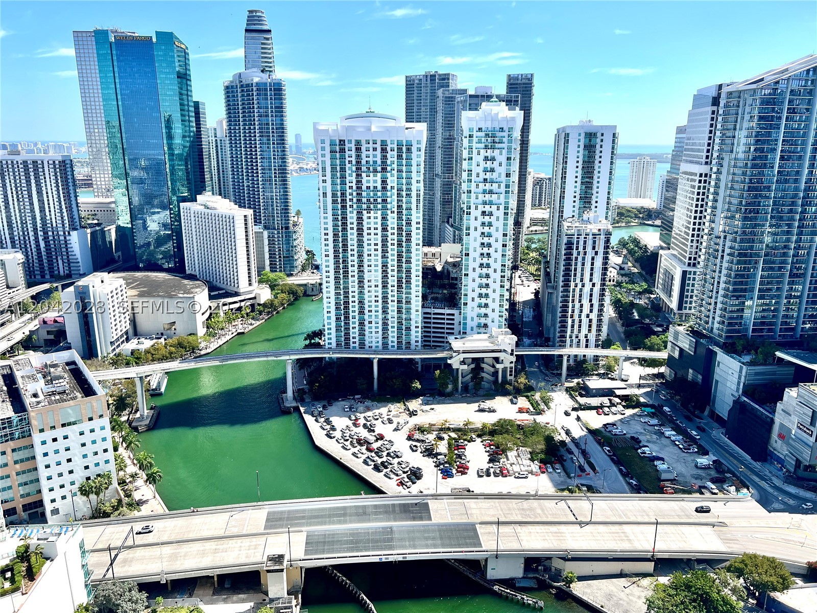 92 SW 3rd St #4311, Miami FL 33130