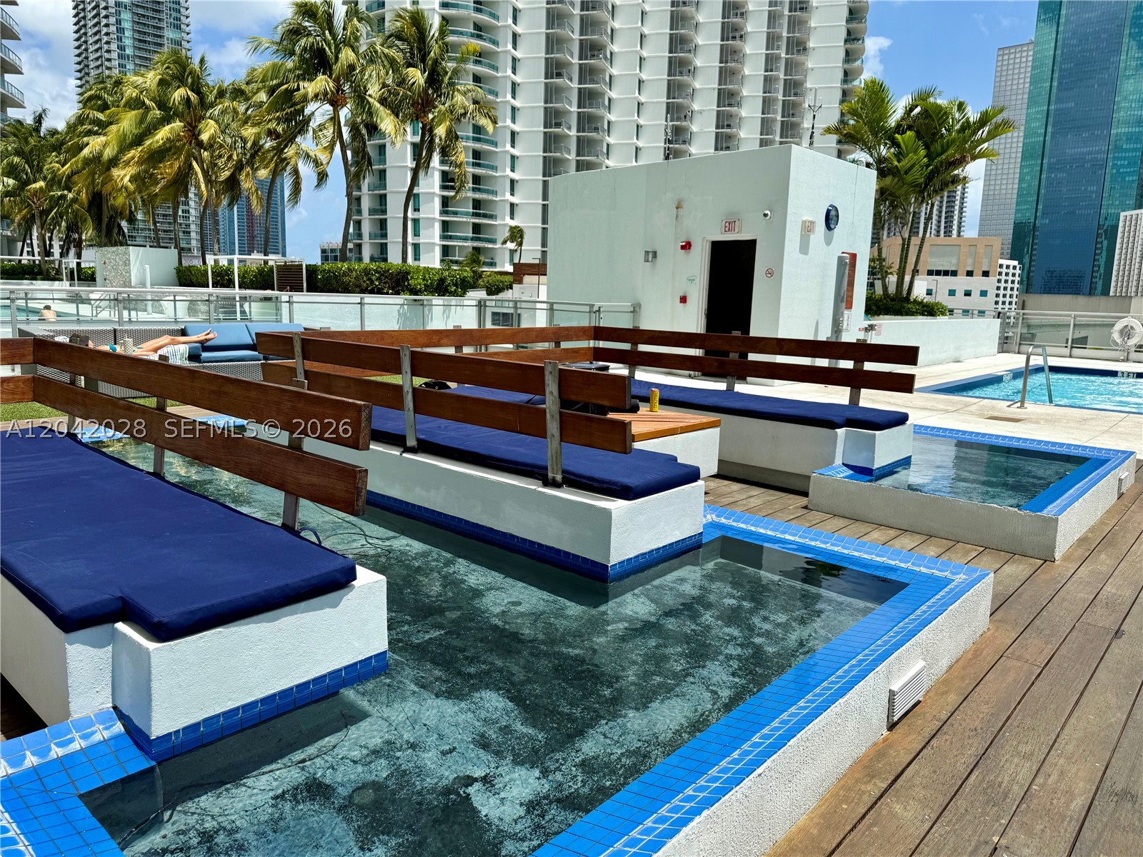 92 SW 3rd St #4311, Miami FL 33130