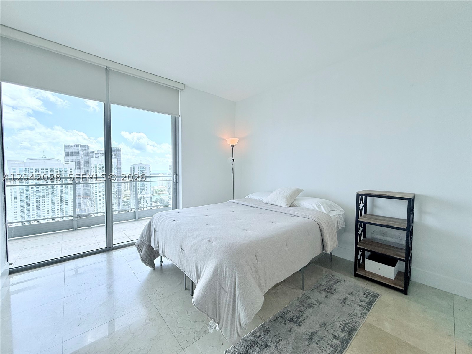 92 SW 3rd St #4311, Miami FL 33130