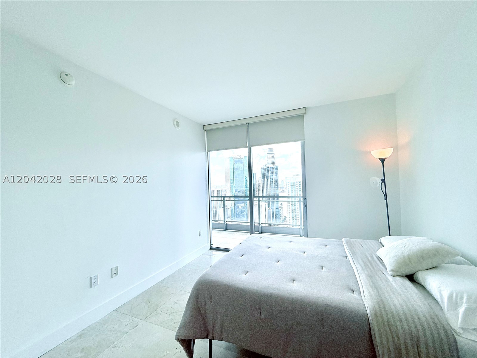 92 SW 3rd St #4311, Miami FL 33130