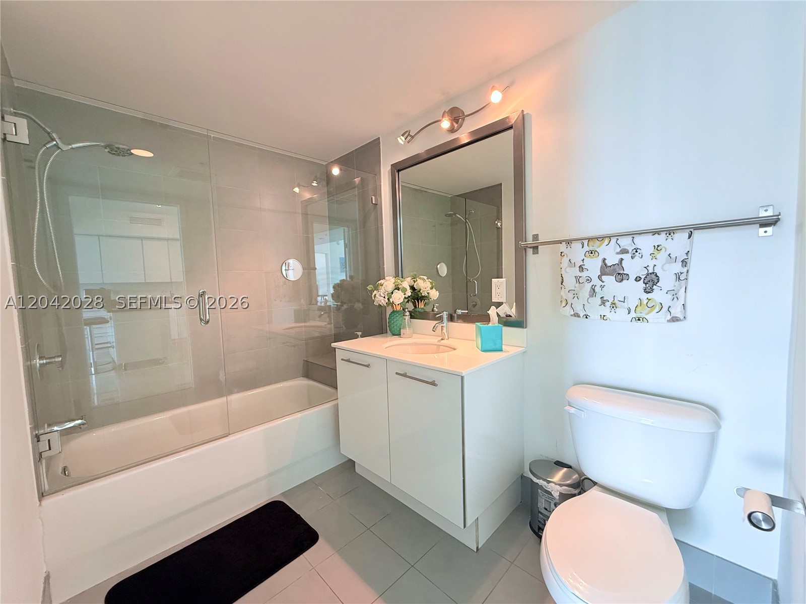 92 SW 3rd St #4311, Miami FL 33130