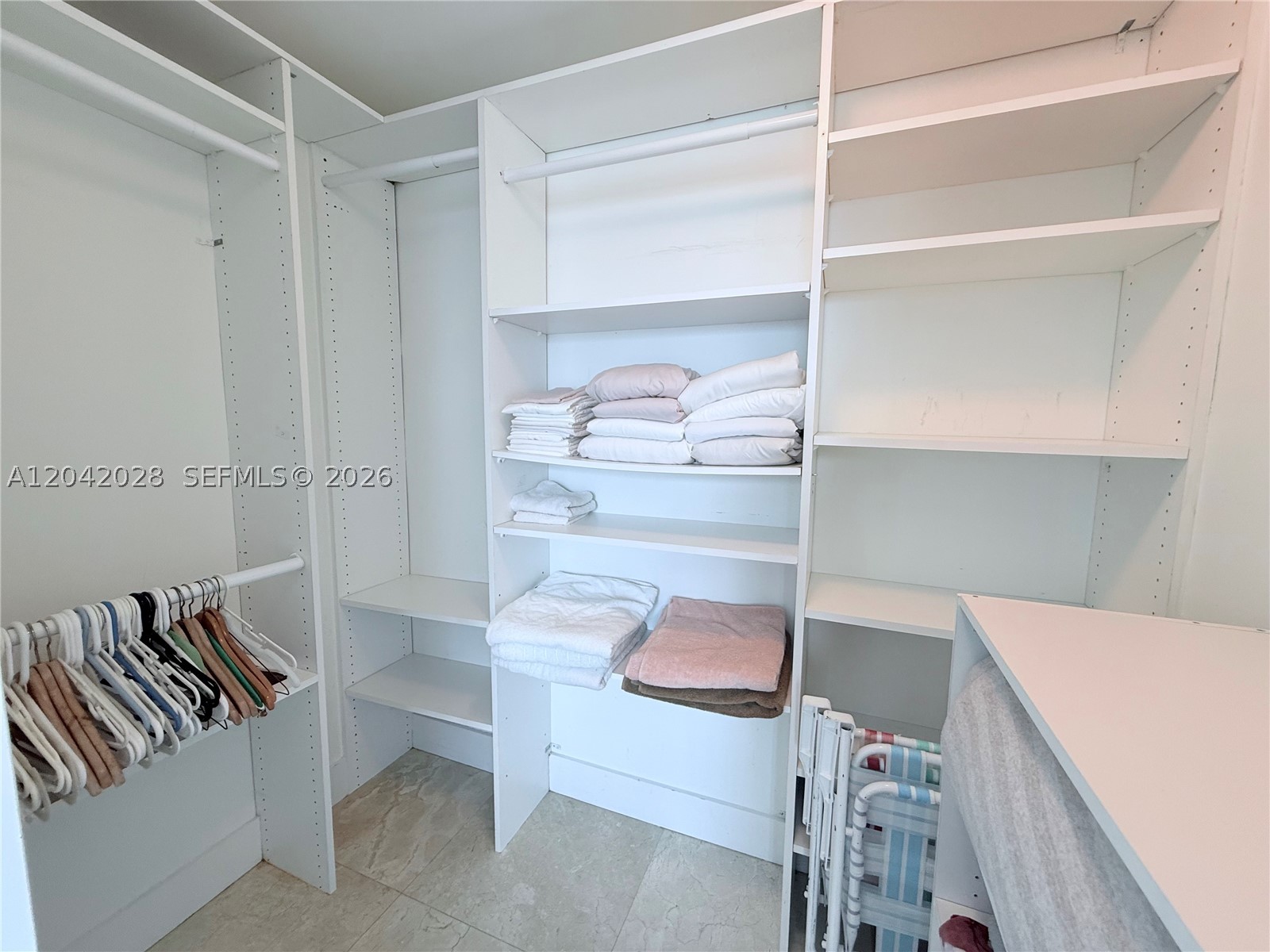 92 SW 3rd St #4311, Miami FL 33130