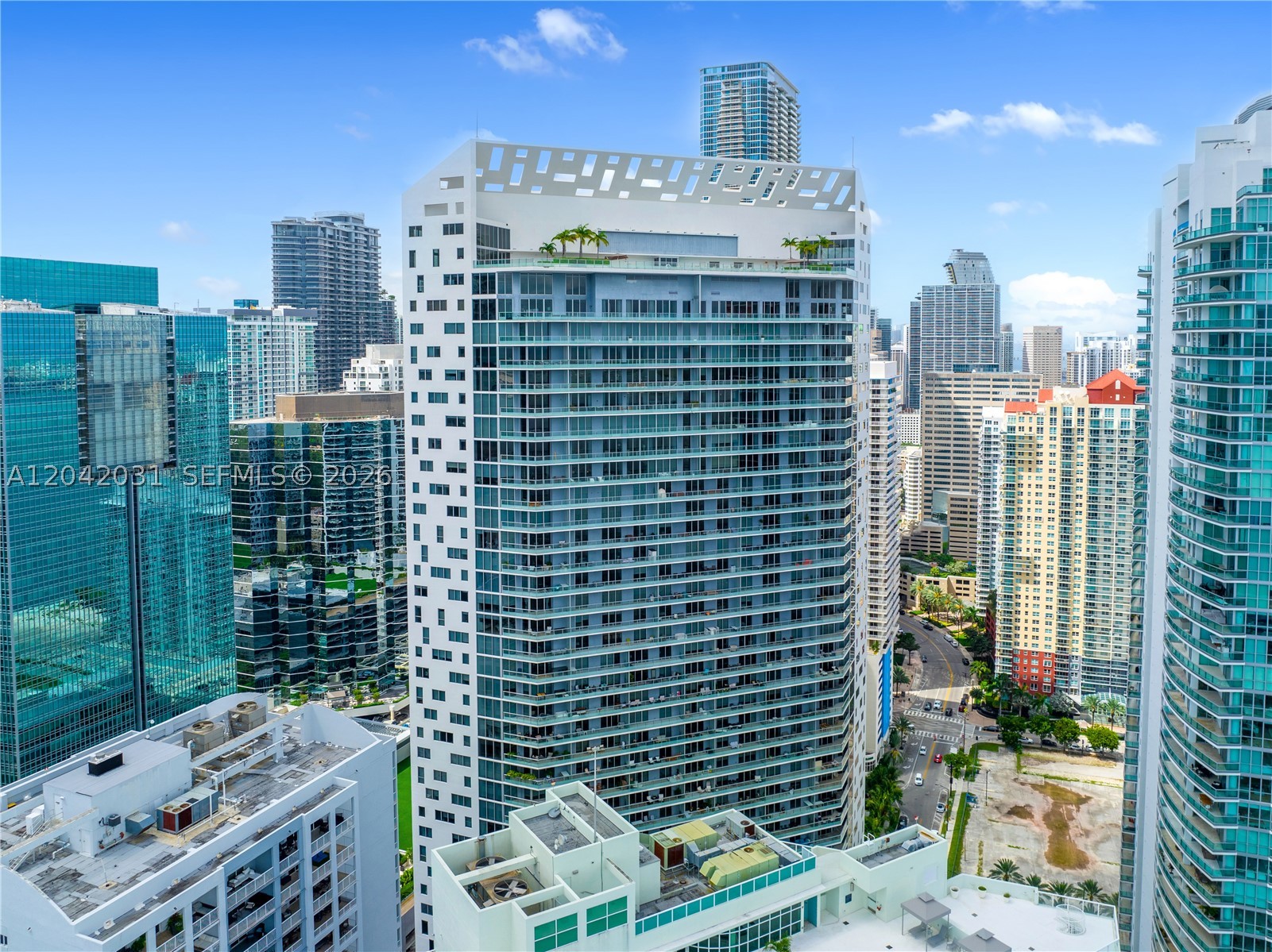 1300 Brickell Bay Dr #2307, Miami FL 33131