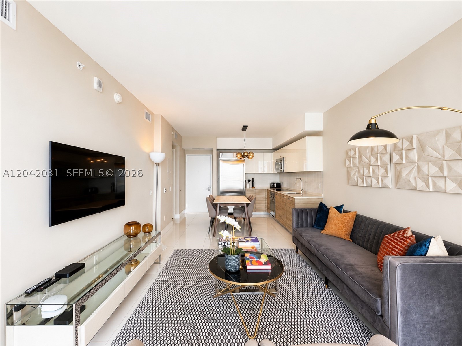 1300 Brickell Bay Dr #2307, Miami FL 33131