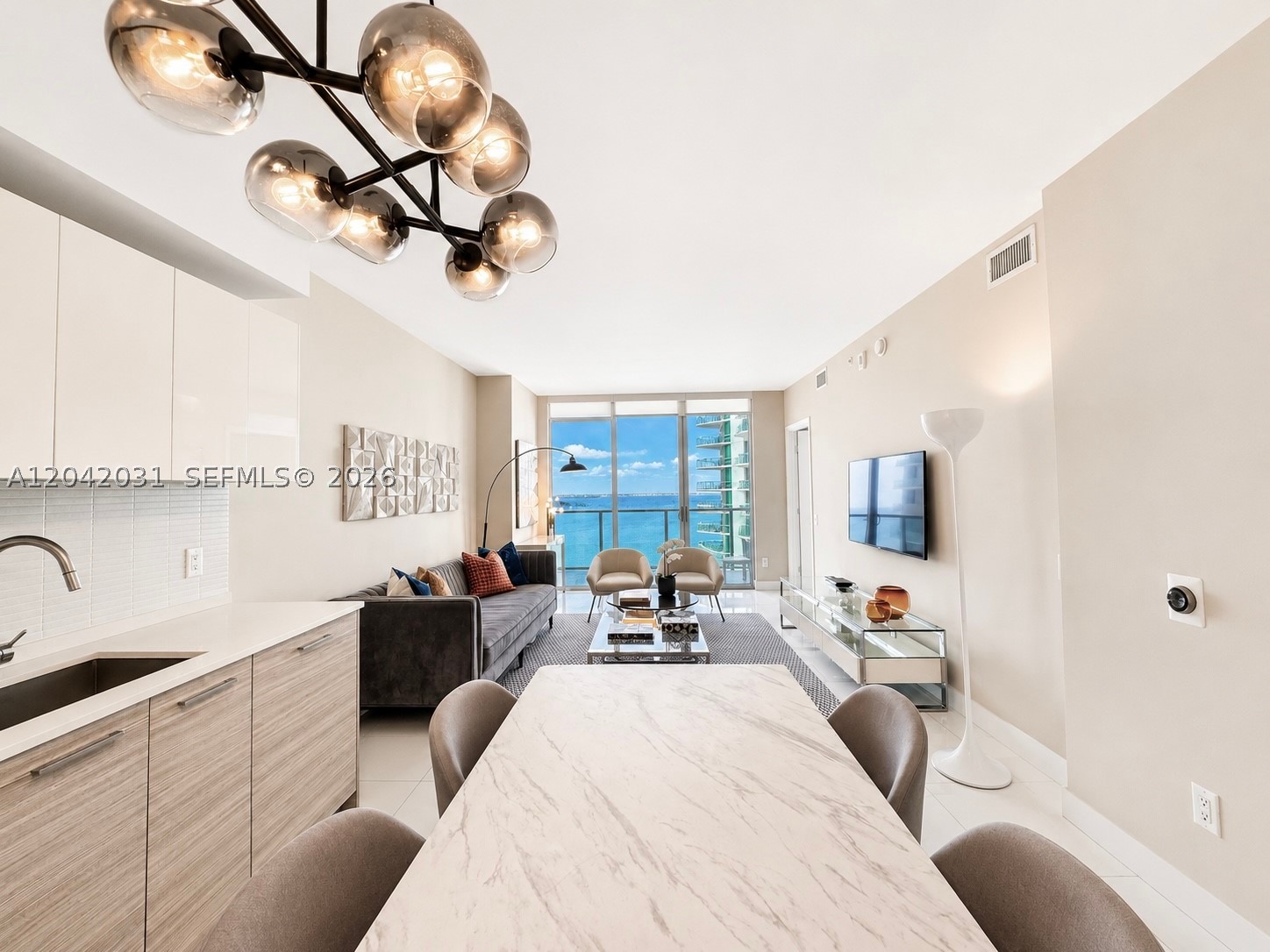 1300 Brickell Bay Dr #2307, Miami FL 33131