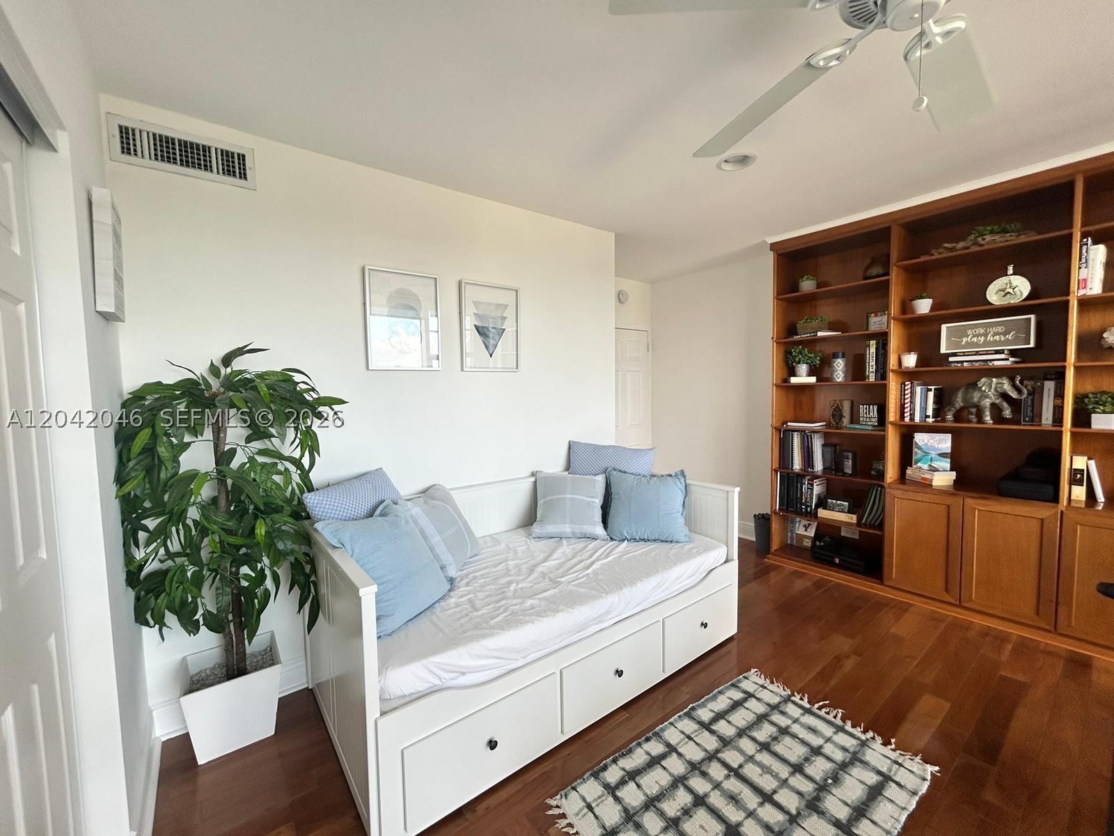 2451 Brickell Ave #20M, Miami FL 33129