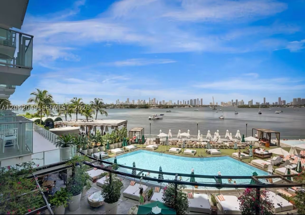 1100 West Ave #1007, Miami Beach FL 33139