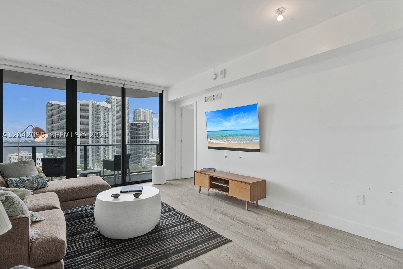 121 NE 34th St #2205, Miami FL 33137
