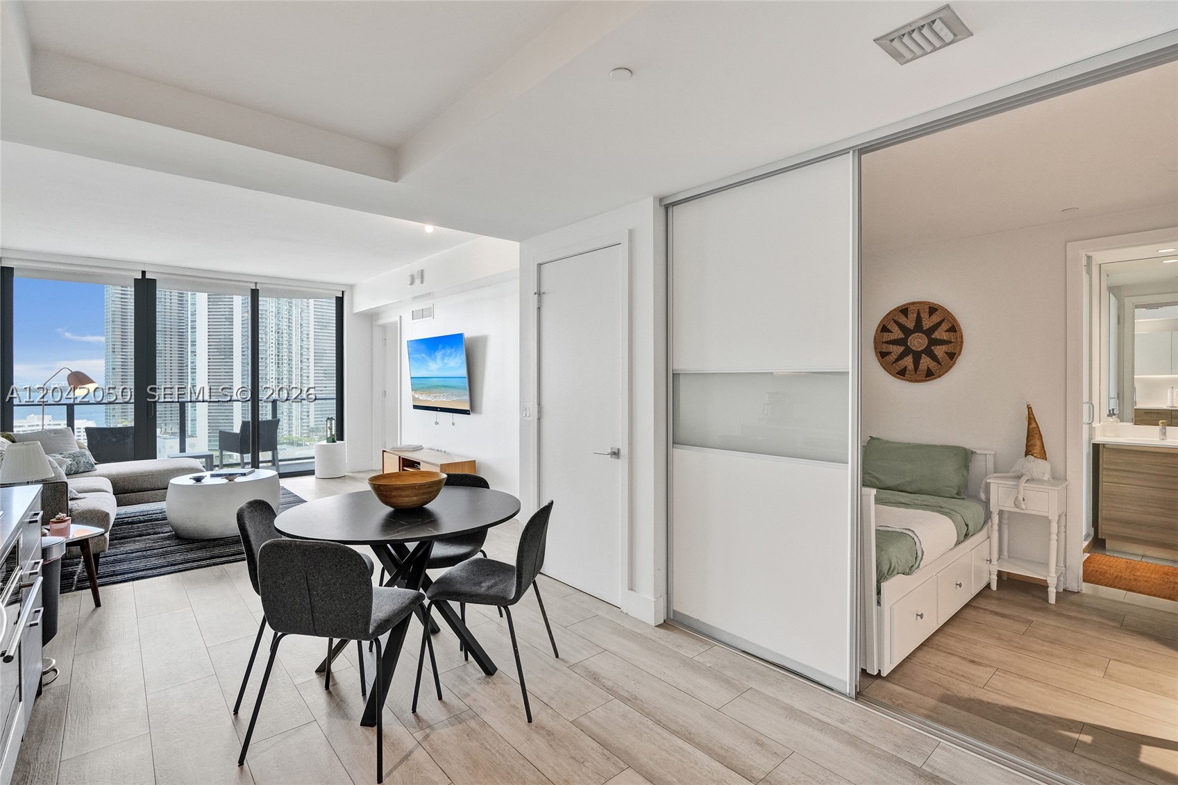 121 NE 34th St #2205, Miami FL 33137
