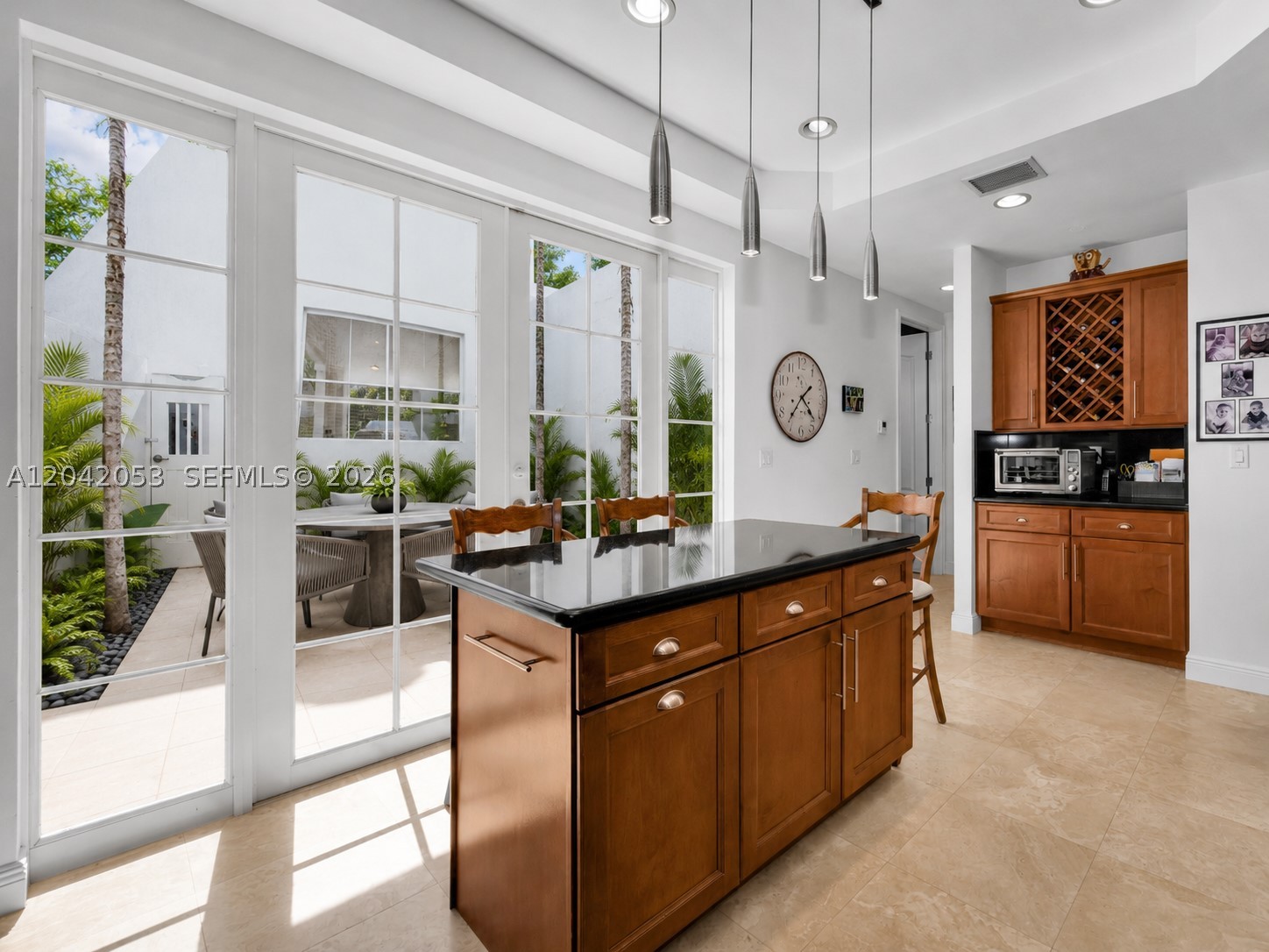 7614 SW 54th Ave, Miami FL 33143