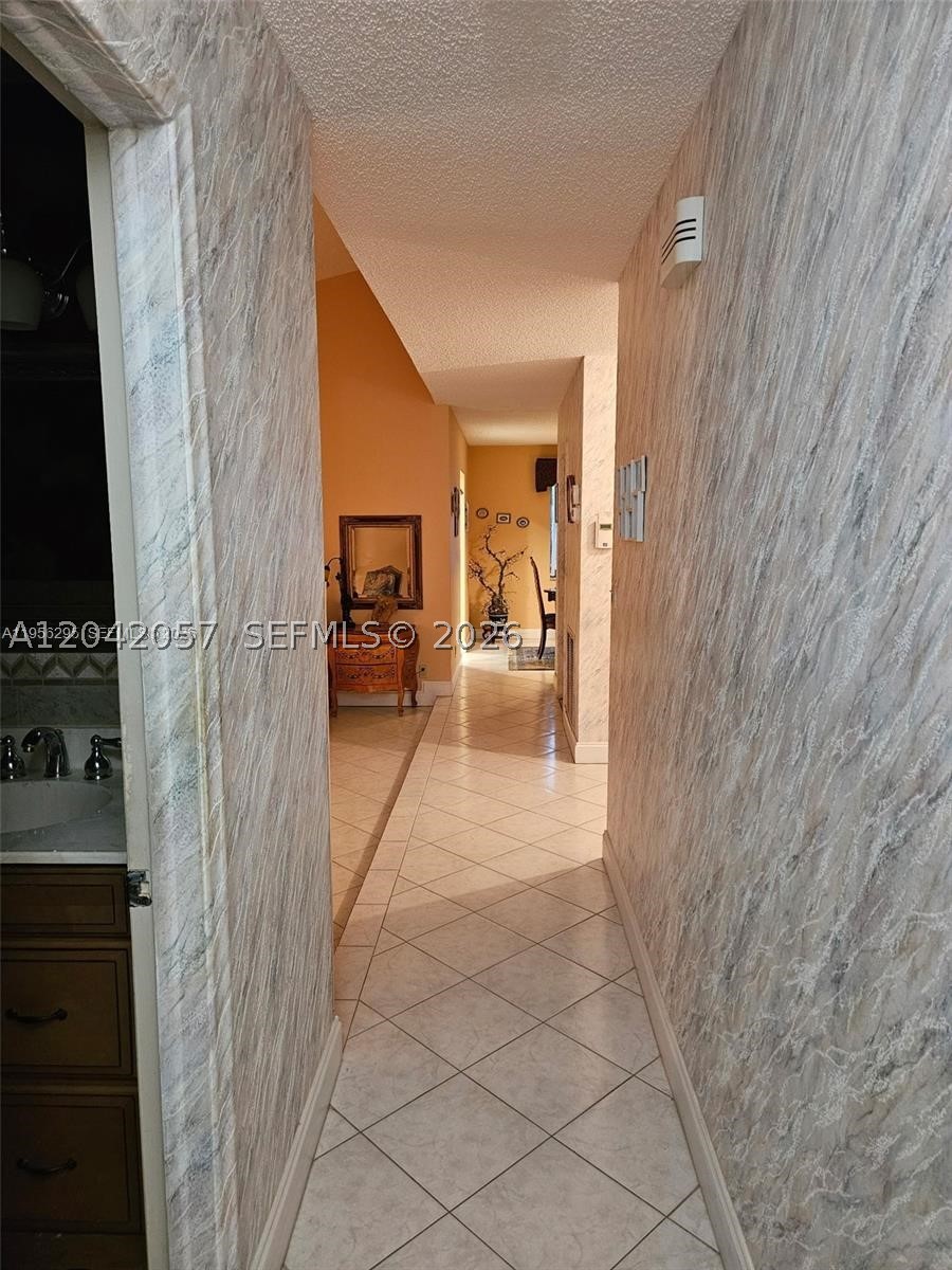 10301 Greenbriar Ct, Boca Raton FL 33498