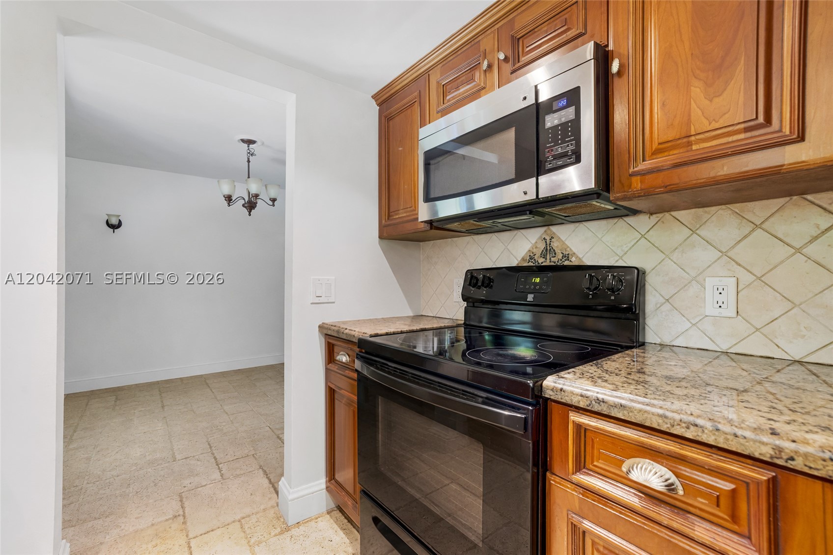 920 Aguero Ave #0, Coral Gables FL 33146