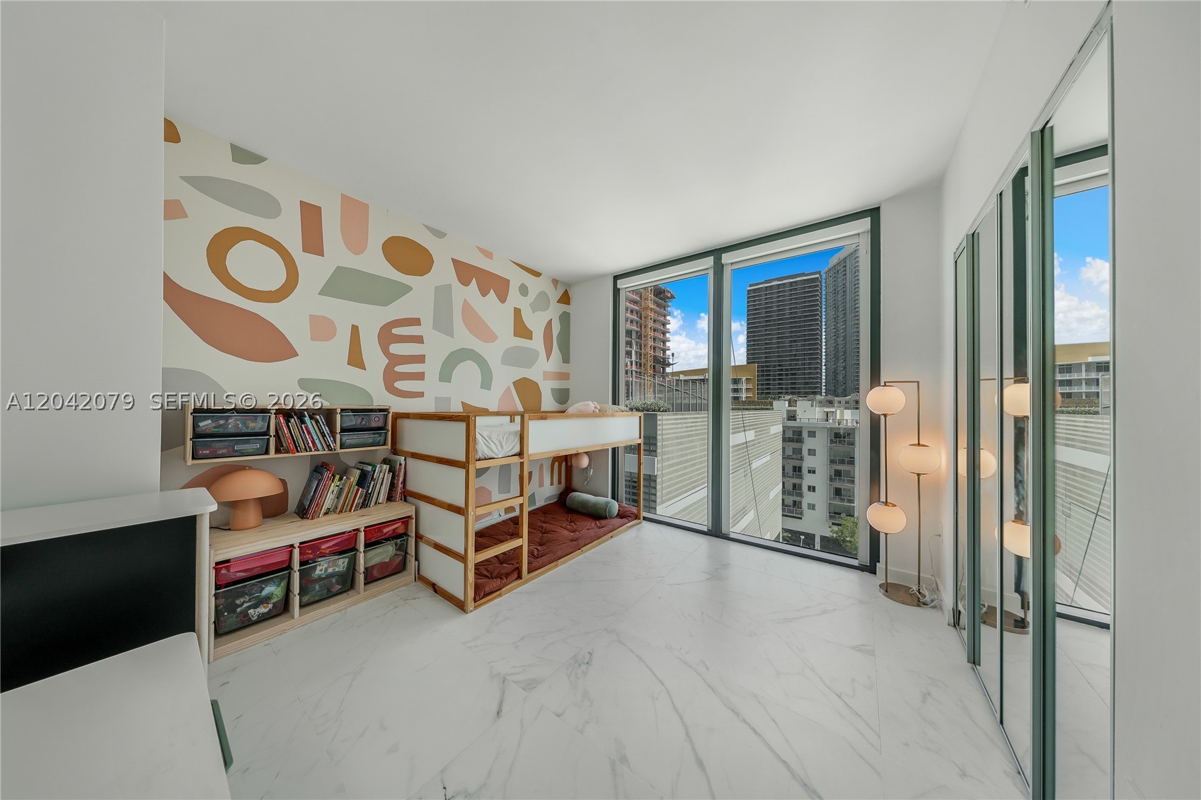 460 NE 28th St #701, Miami FL 33137