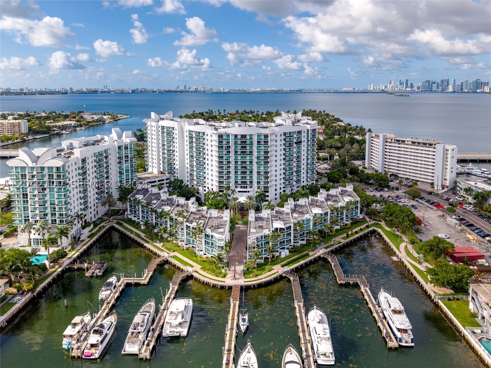 7914 Harbor Island Dr #106, North Bay Village FL 33141