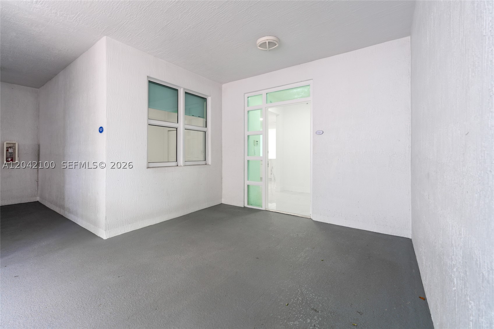 7914 Harbor Island Dr #106, North Bay Village FL 33141