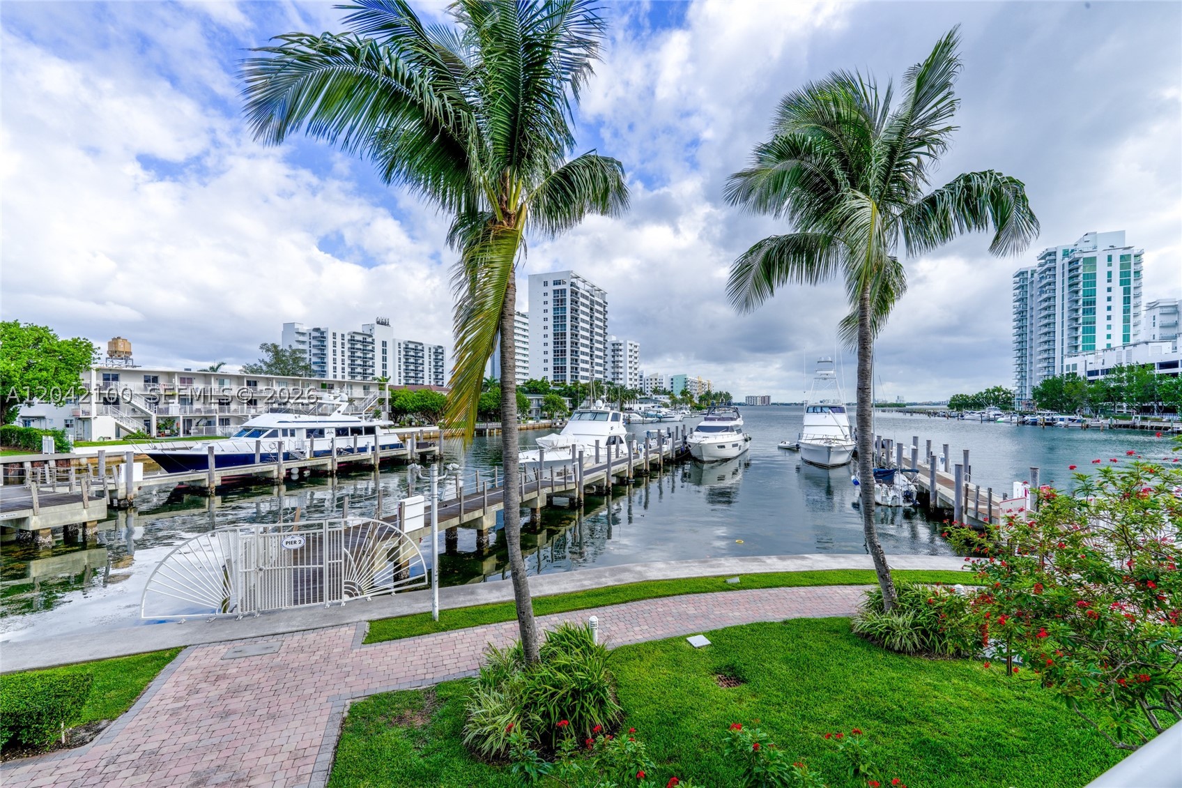 7914 Harbor Island Dr #106, North Bay Village FL 33141