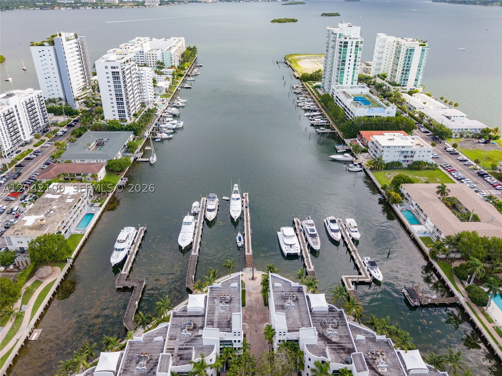 7914 Harbor Island Dr #106, North Bay Village FL 33141
