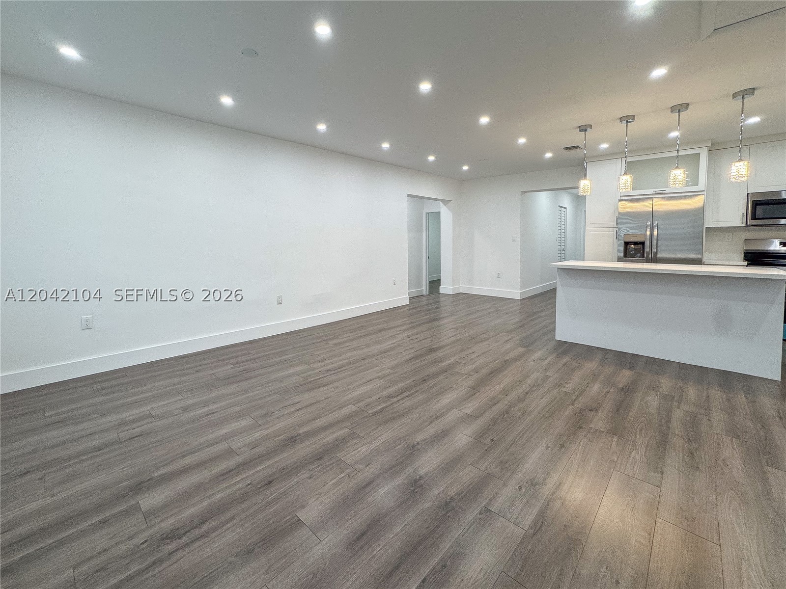 1319 NW 40th St, Miami FL 33142