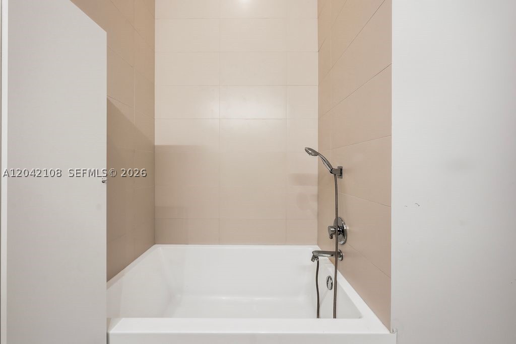 501 NE 31st St #401, Miami FL 33137