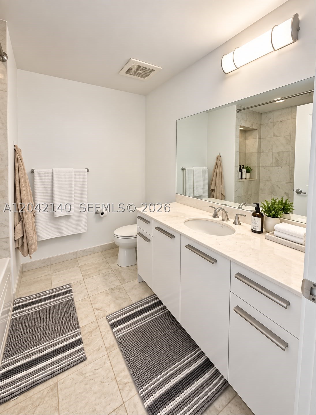 1050 Brickell Ave #416, Miami FL 33131